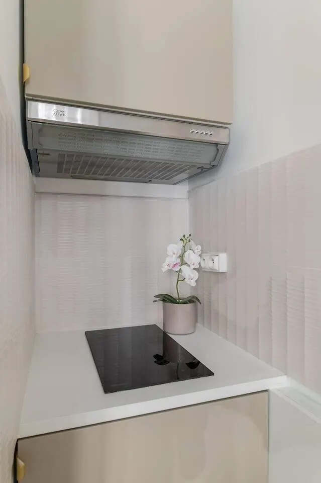 Cozy Studio In Montmartre Parijs Appartement